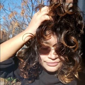 Meet your Posher, Isabela